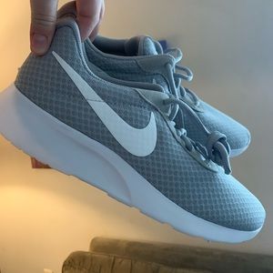 Brand new Nike women’s athletic gym shoes size 9.5.